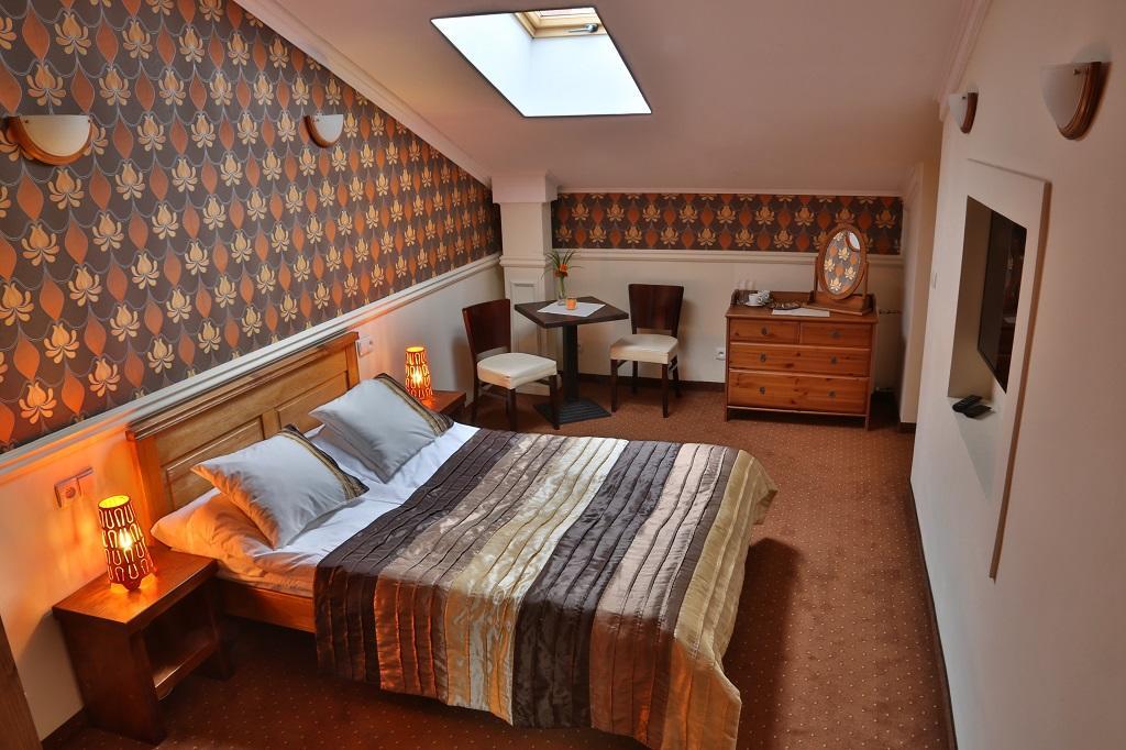 Pod Wzgorzem Bed & Breakfast Frombork Rum bild