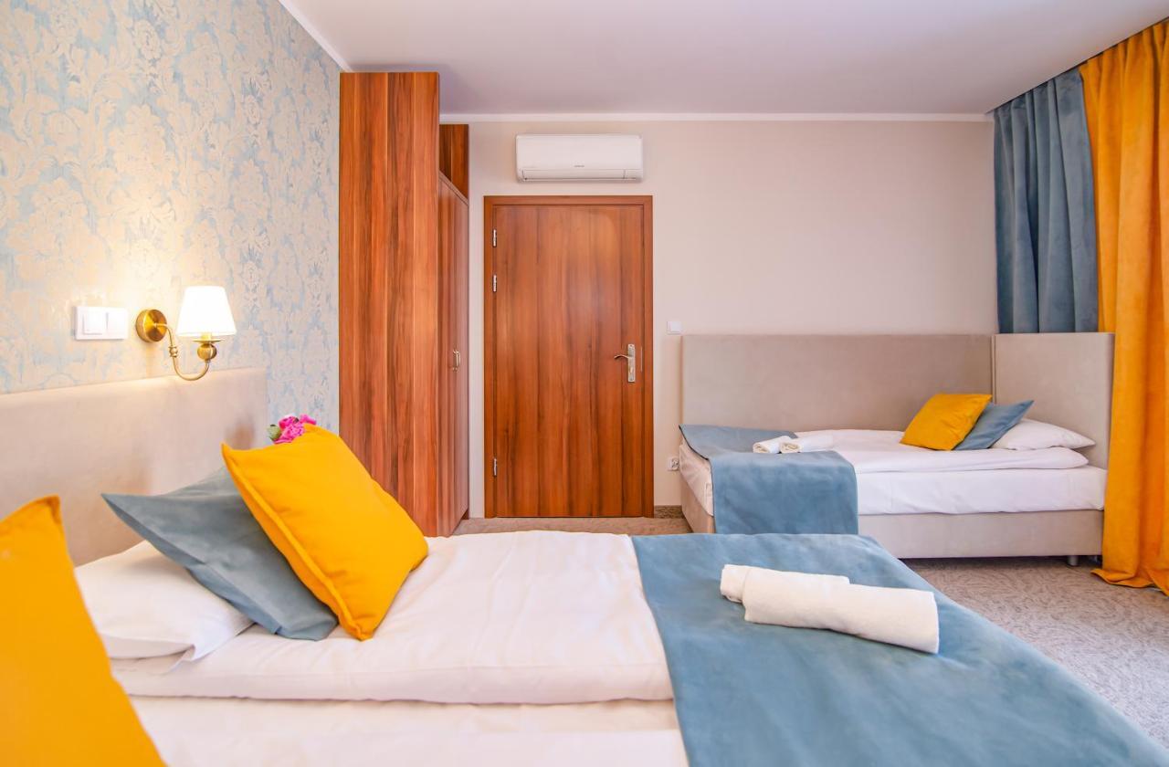 Pod Wzgorzem Bed & Breakfast Frombork Exteriör bild