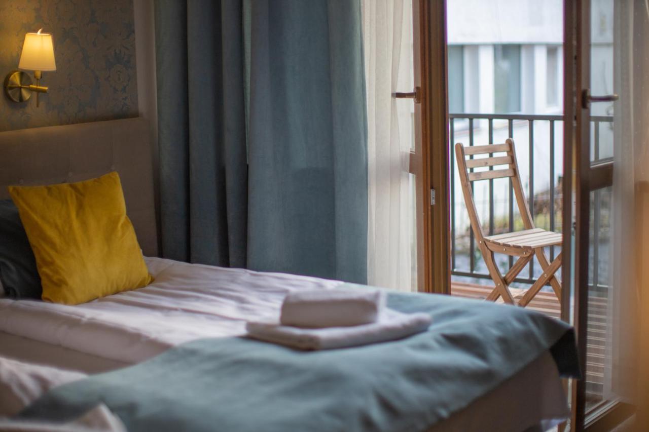 Pod Wzgorzem Bed & Breakfast Frombork Exteriör bild